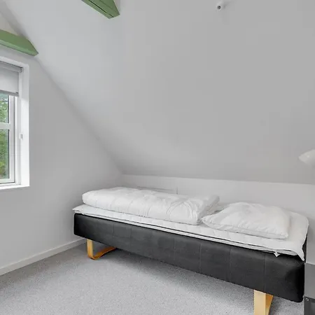 2 Bedroom Awesome In Romo Dom wakacyjny