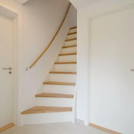 Dom wakacyjny 2 Bedroom Awesome In Romo